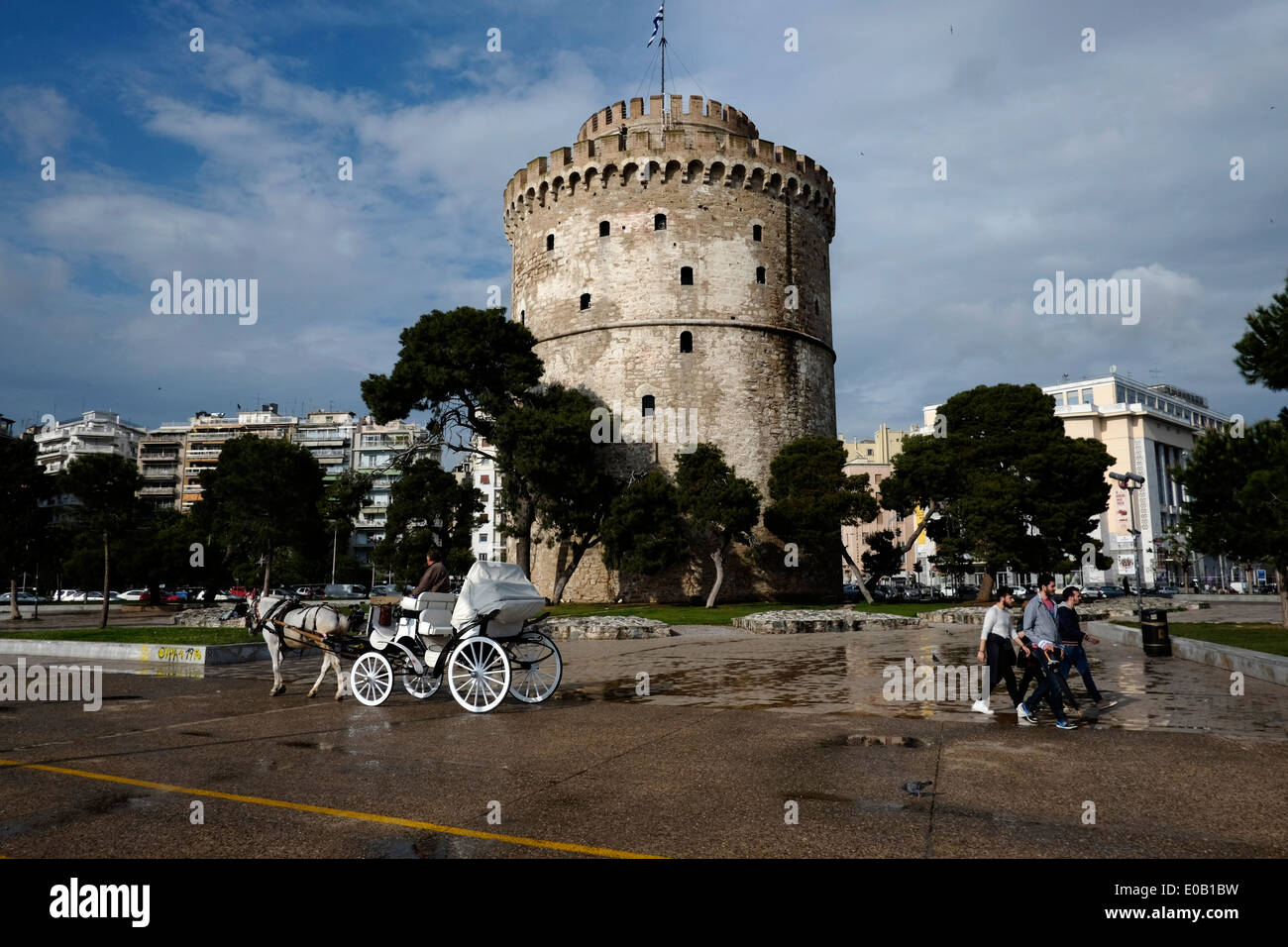 Torre Bianca (Lefkos Pirgos), il punto di riferimento del nord della città greca di Salonicco Foto Stock