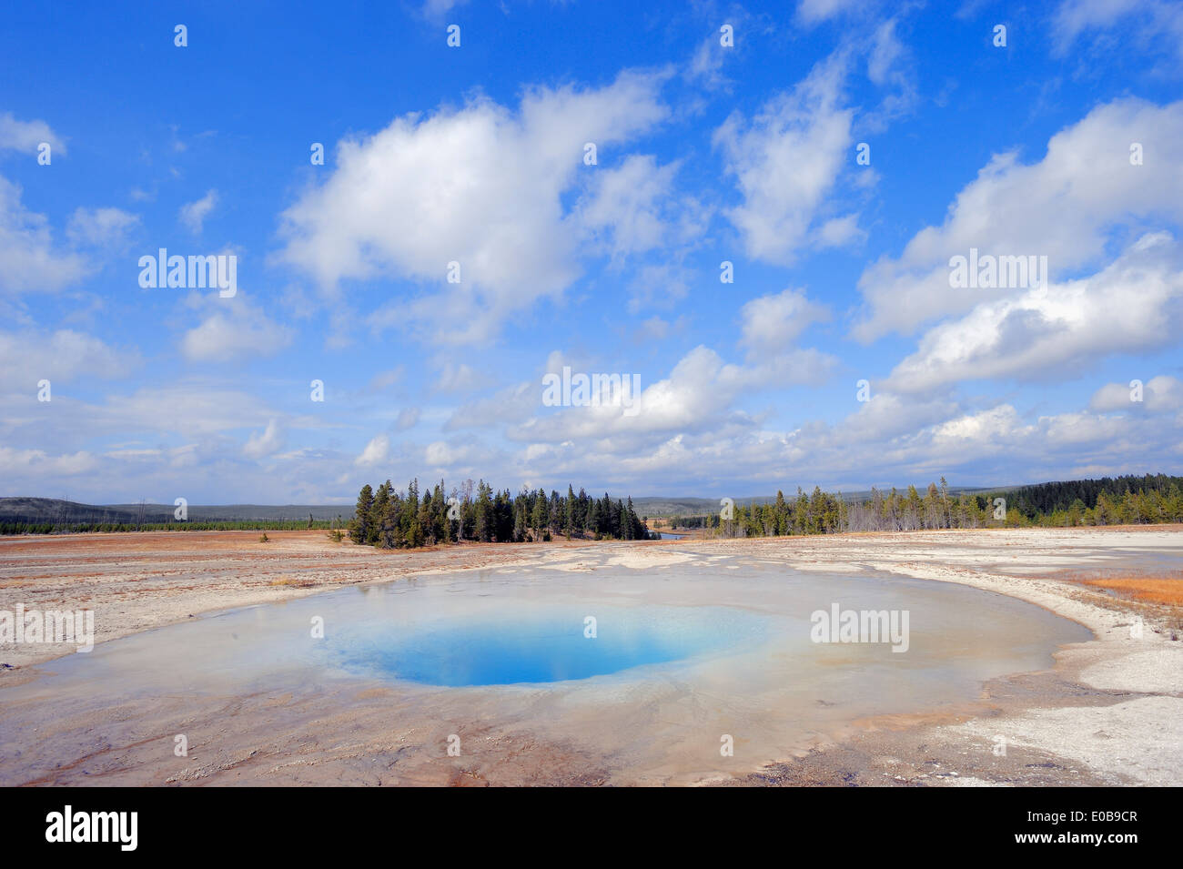 Pool di opale, Midway Geyser Basin, il Parco nazionale di Yellowstone, STATI UNITI D'AMERICA Foto Stock