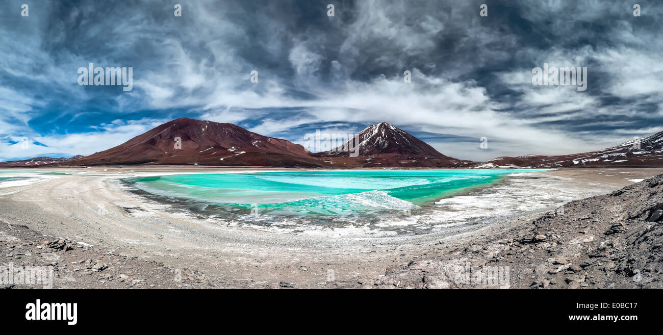 Vista panoramica della Laguna Verde (Laguna Verde), Bolivia Foto Stock