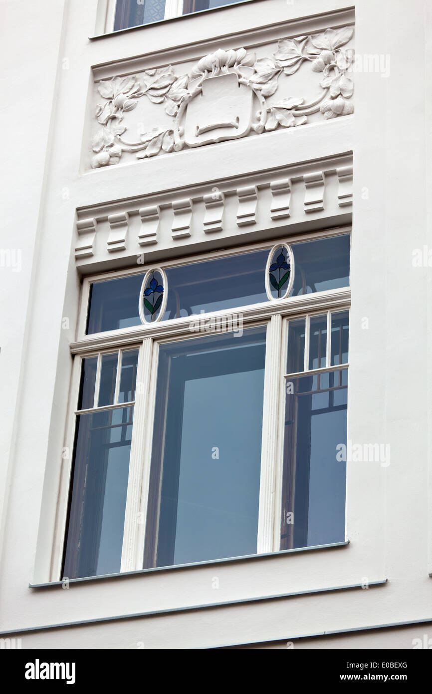 Un rinnovato graziosamente in stile Jugendstil. Ristrutturazione di vecchie case di città., Ein schoen Jugendstil renoviertes Haus. Sanierung von Alten Foto Stock