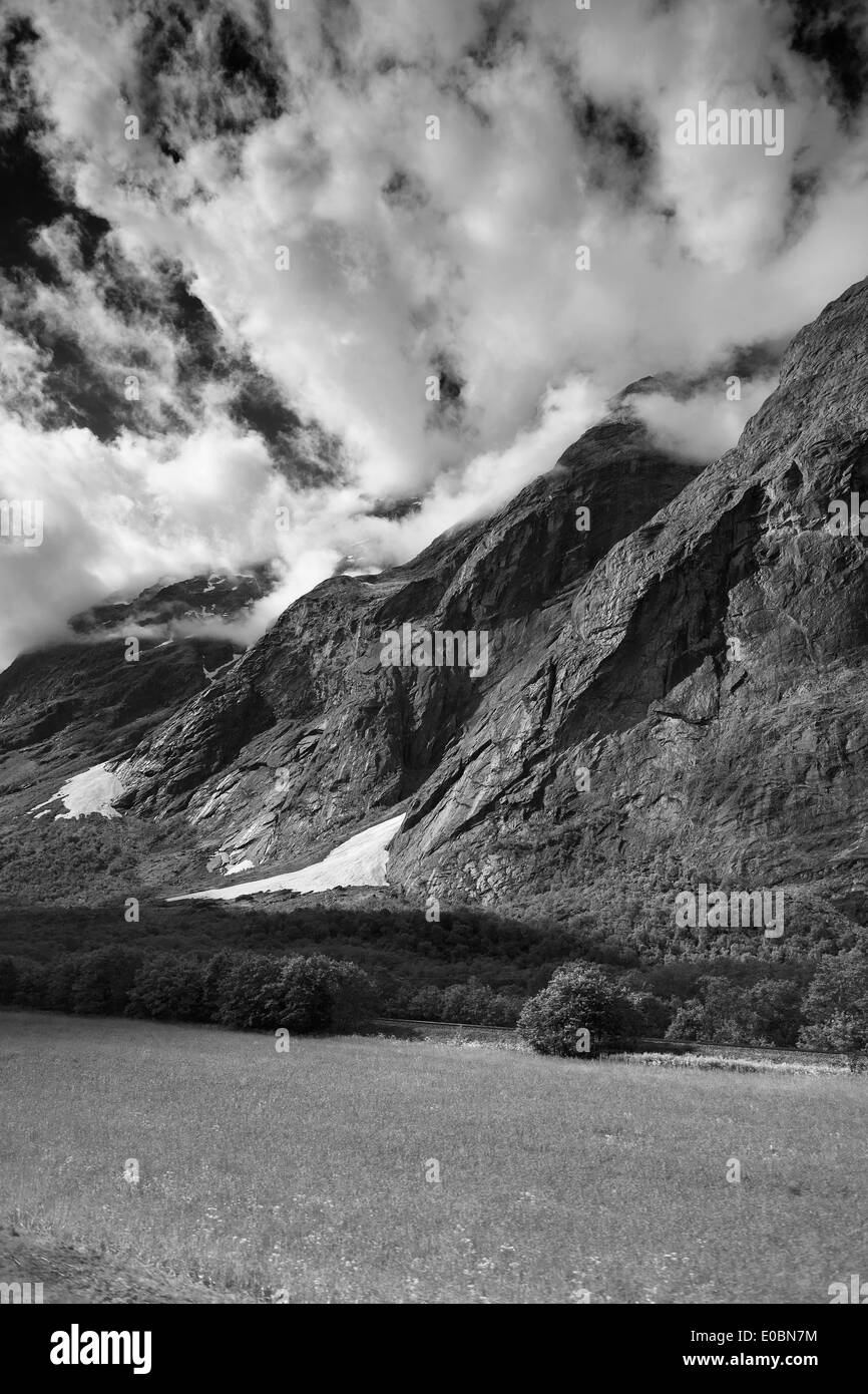 Paesaggio di montagna in Andalsnes, Norvegia Foto Stock