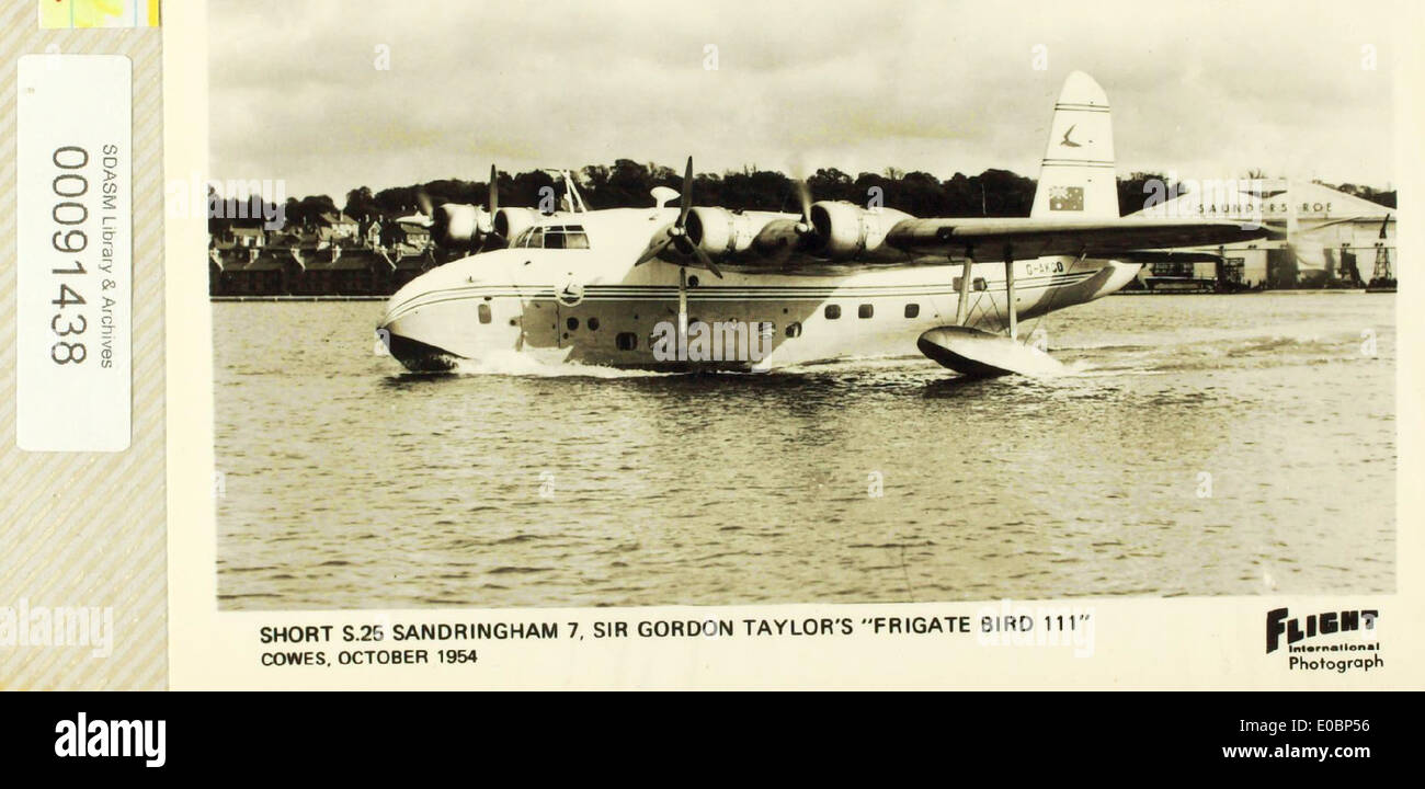 Il corto S.25 Sandringham era un aereo di linea civile convertito da un idrovolante militare. Molti sono stati utilizzati dalla British Overseas Airways Corporation (BOAC) e da altre compagnie aeree. Aerei come F-OBIP, G-AKCO e VH-APG facevano parte della sua storia operativa. Foto Stock
