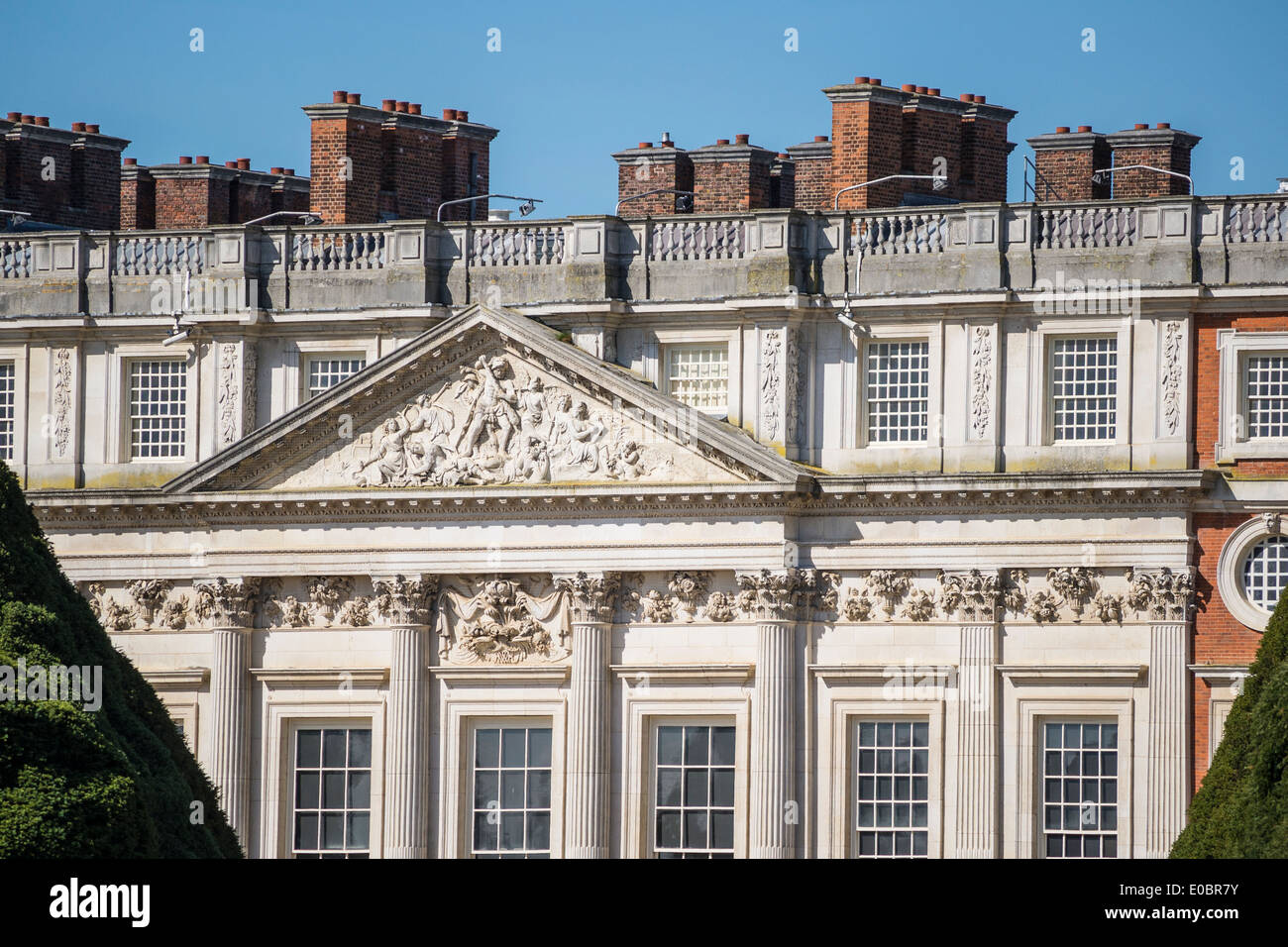 Hampton Court Palace, facciata sud, Surrey, Inghilterra, London, Regno Unito Foto Stock