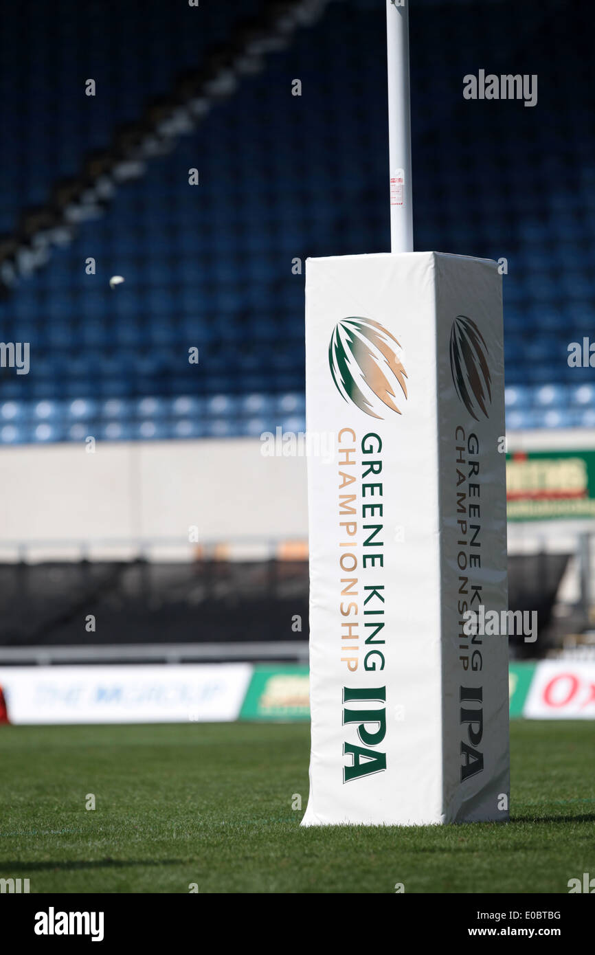 Rugby di marca post a copertura del Kassam Stadium, casa di Londra Welsh rugby club Foto Stock