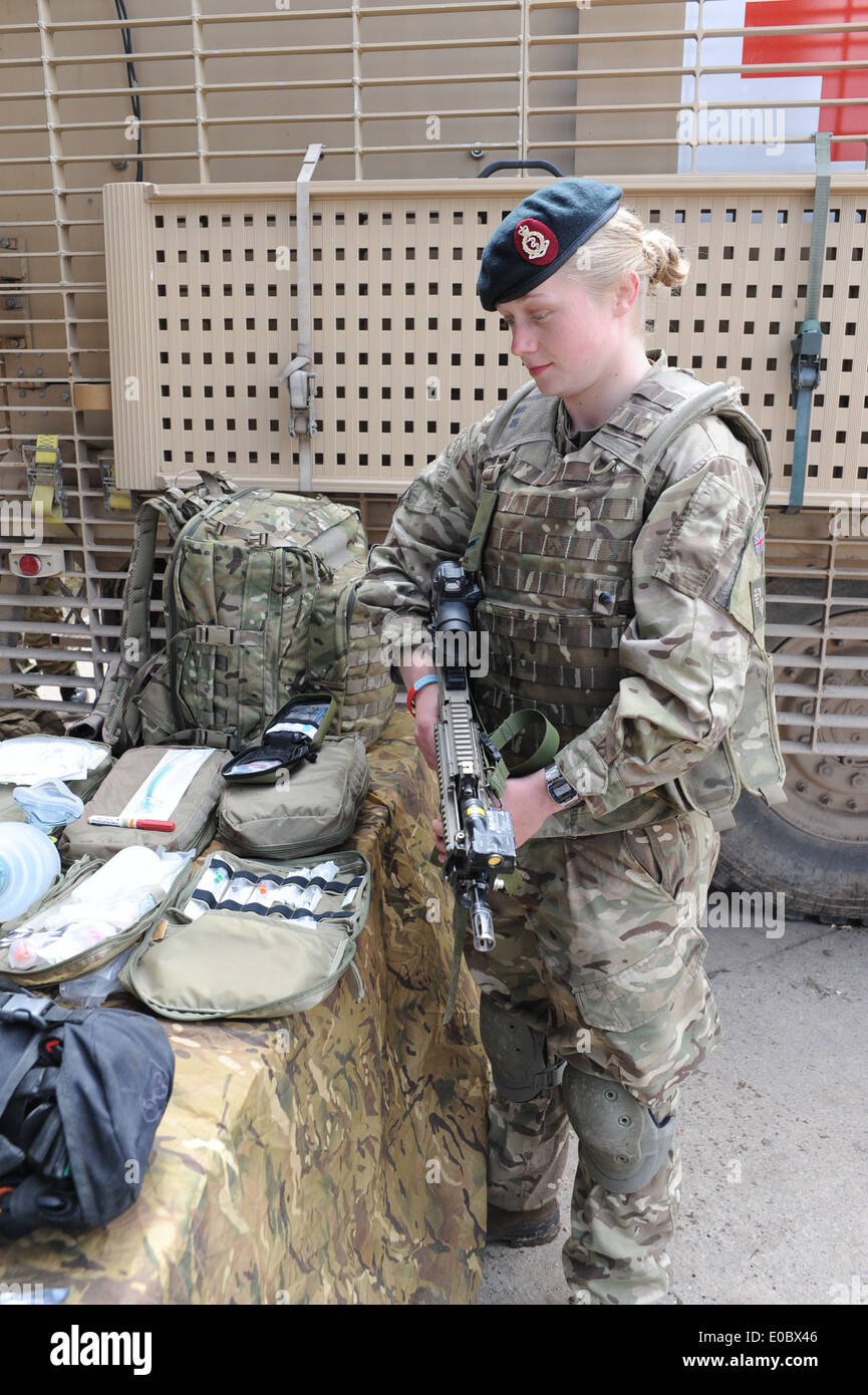 British army medic uniform immagini e fotografie stock ad alta risoluzione  - Alamy