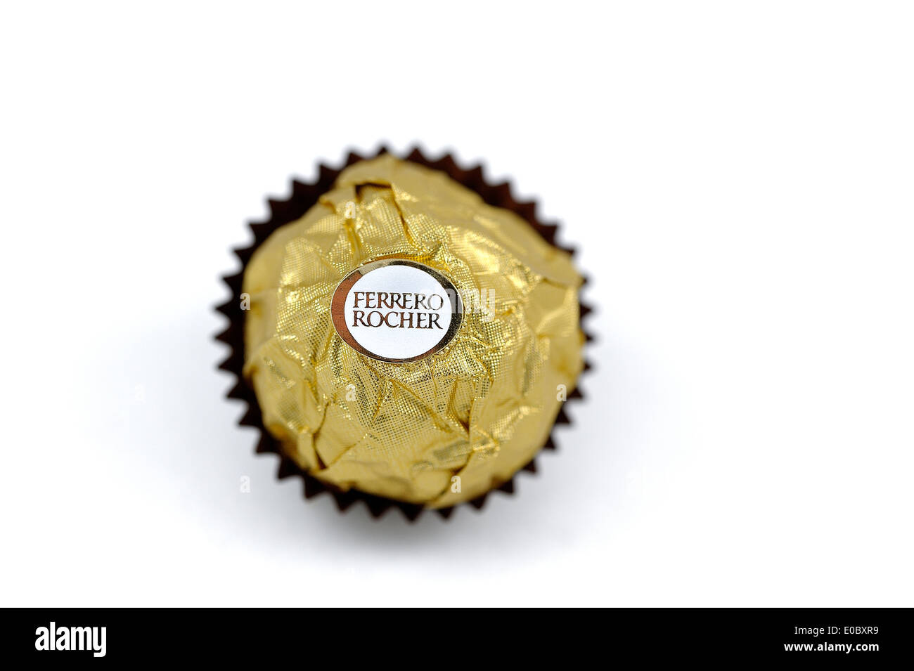 Ferrero Rocher cioccolatini belgi con nocciole Foto Stock