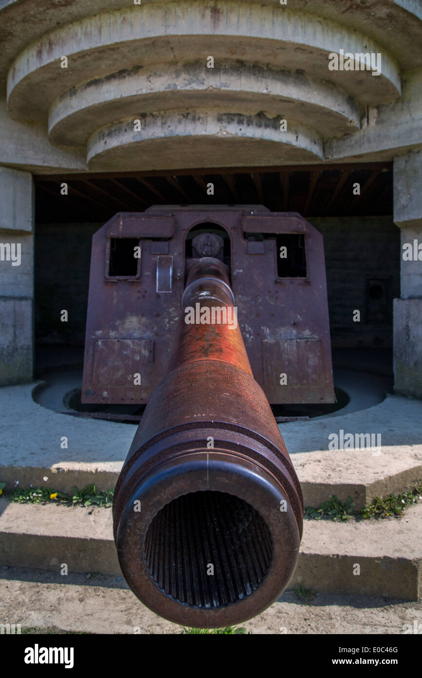 Il tedesco 150mm pistola a Longues-sur-Mer batteria - parte del D-Day tedesco sistema di difesa, Normandia Francia Foto Stock