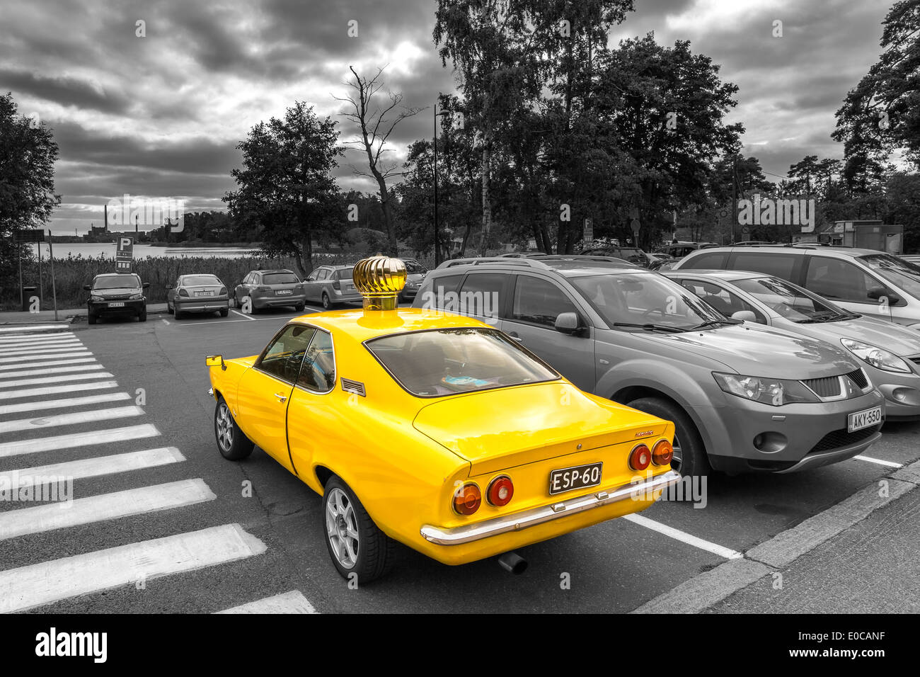 Un po' diversamente sintonizzata Opel Manta, Helsinki, Finlandia, UE Foto Stock