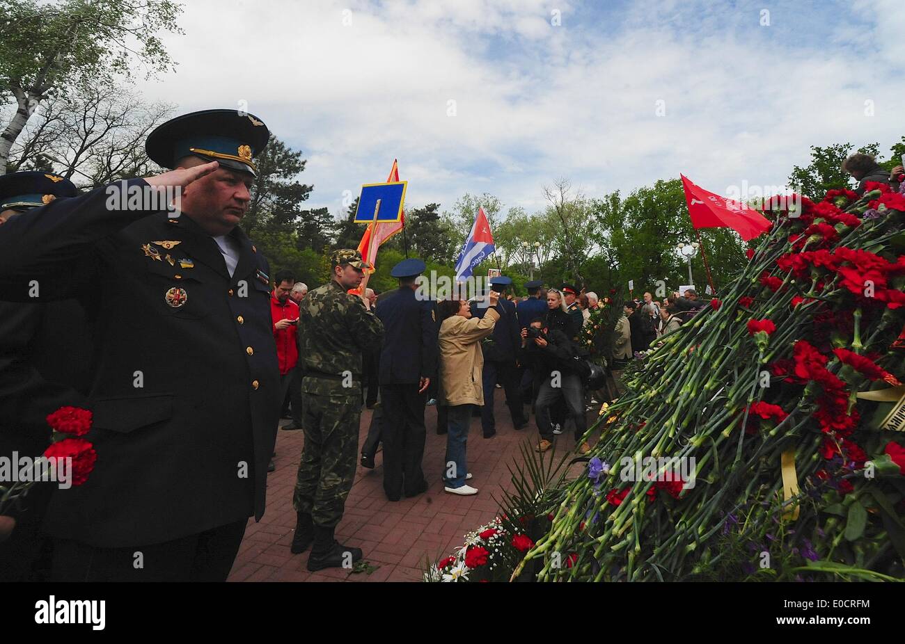 Odessa, Ucraina. 9 maggio 2014. Centinaia di veterani e le loro famiglie si è rivelata Schvchenko Park Odessa a commemorare la giornata. Credito: Gail Orenstein/ZUMAPRESS.com/Alamy Live News Foto Stock