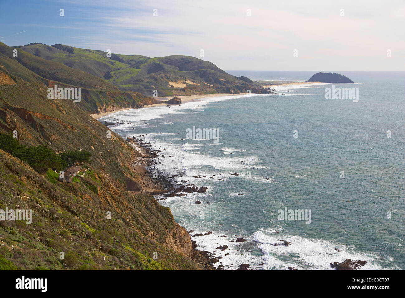 Vista sul litorale pacifico vicino al punto Sur, Oceano Pacifico, California, USA, America Foto Stock