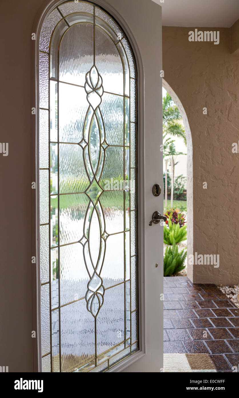 Vetro piombato entrata porta, casa di lusso, FL, Stati Uniti d'America Foto Stock