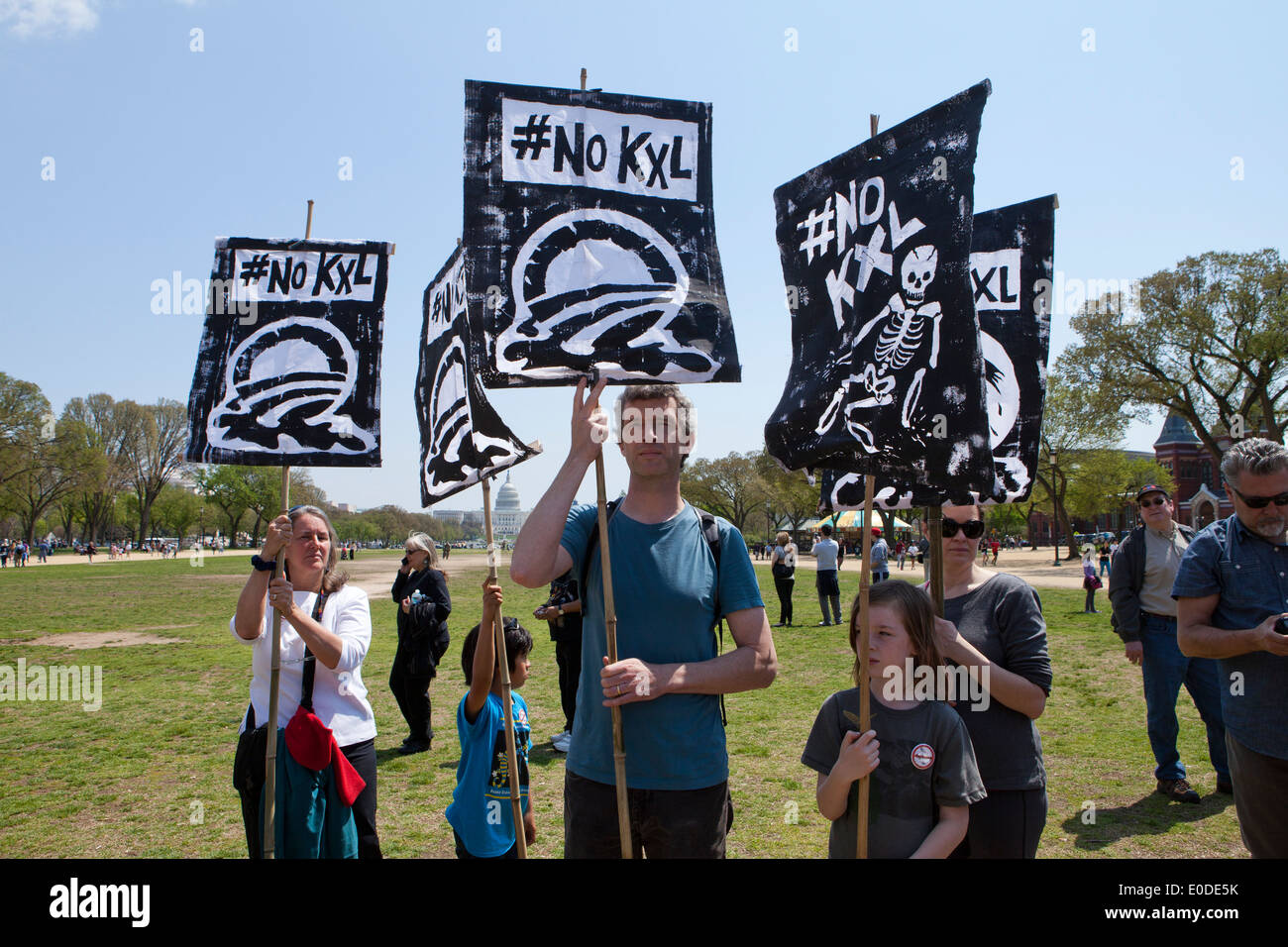 Gli attivisti del clima mobilitazione contro Keystone XL Pipeline - Washington DC, Stati Uniti d'America Foto Stock