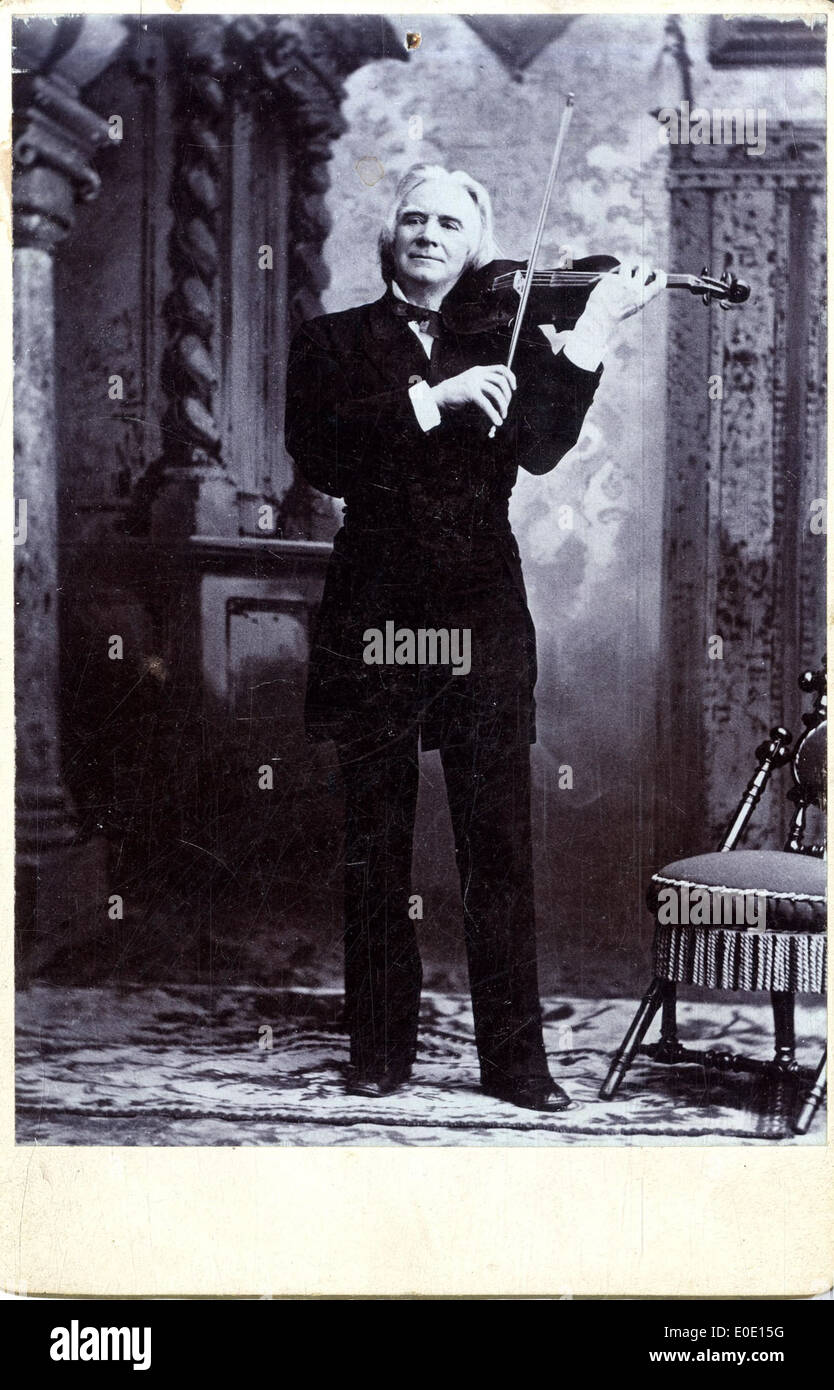 Il violinista norvegese Ole Bull si esibisce con il suo violino, catturato in una fotografia d'epoca del XIX secolo. Foto Stock