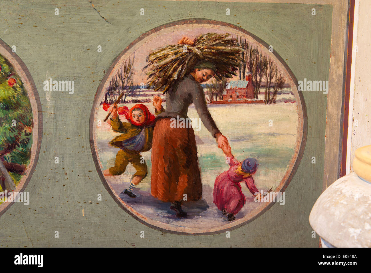 Un murale di piccole dimensioni sullo schermo il coro di 'invernali' una delle stagioni da Duncan Grant 1944, San Michele e Tutti gli Angeli chiesa, Berwick Foto Stock