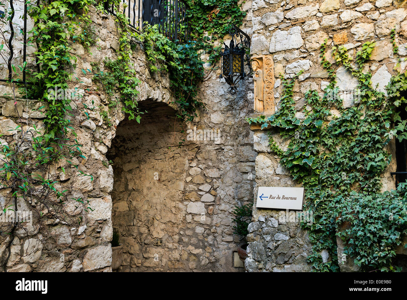 Architettura medievale, Eze, Cote d'Azur, in Francia Foto Stock
