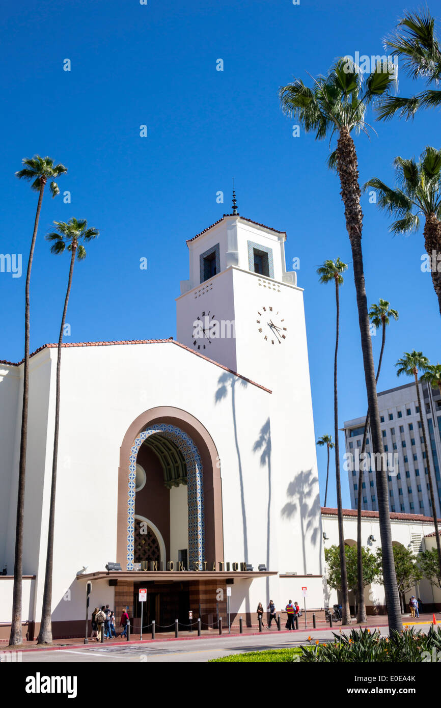 Los Angeles California,LA Mass Transit,Union Station,stazione ferroviaria,terminal ferroviario,edificio,esterno,torre,architettura Mission Revival,arco,entra Foto Stock