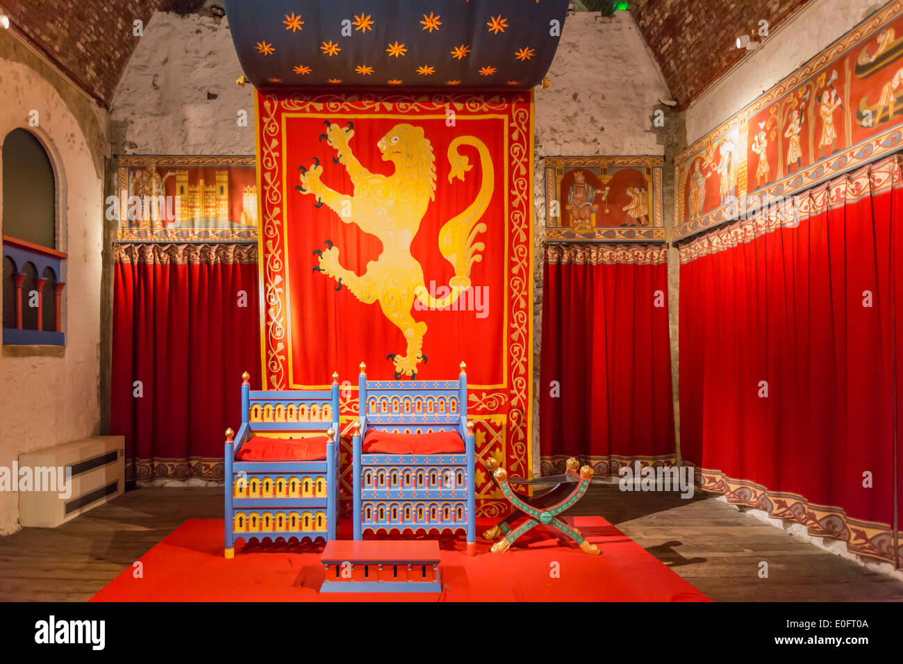 La Sala del Trono presso la grande torre del castello di Dover nel Kent Foto Stock