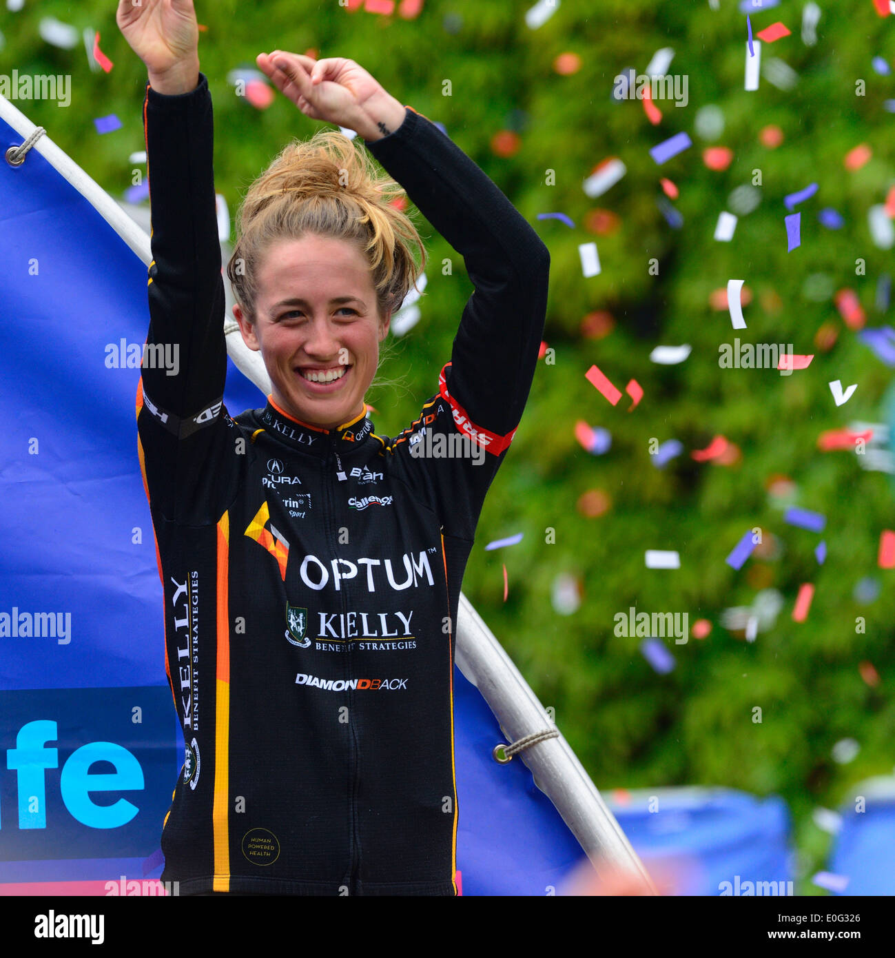 Denise Ramsden celebra Optum Kelly beneficio le strategie di squadra win.Womens Tour.cycle race Bury St Edmunds UK.11/5/12 Foto Stock