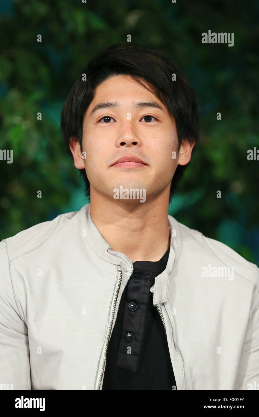 Il Brasile, a Marunouchi building, Tokyo, Giappone. Il 12 maggio 2014. Atsuto Uchida (JPN) calcio /Soccer : Atsuto Uchida del Giappone partecipa a una conferenza stampa su annuncio del 23 membri del Giappone team nazionali per il 2014 FIFA Wolrd Cup in Brasile, a Marunouchi building, Tokyo, Giappone . Credito: Giovanni Osada AFLO/sport/Alamy Live News Foto Stock