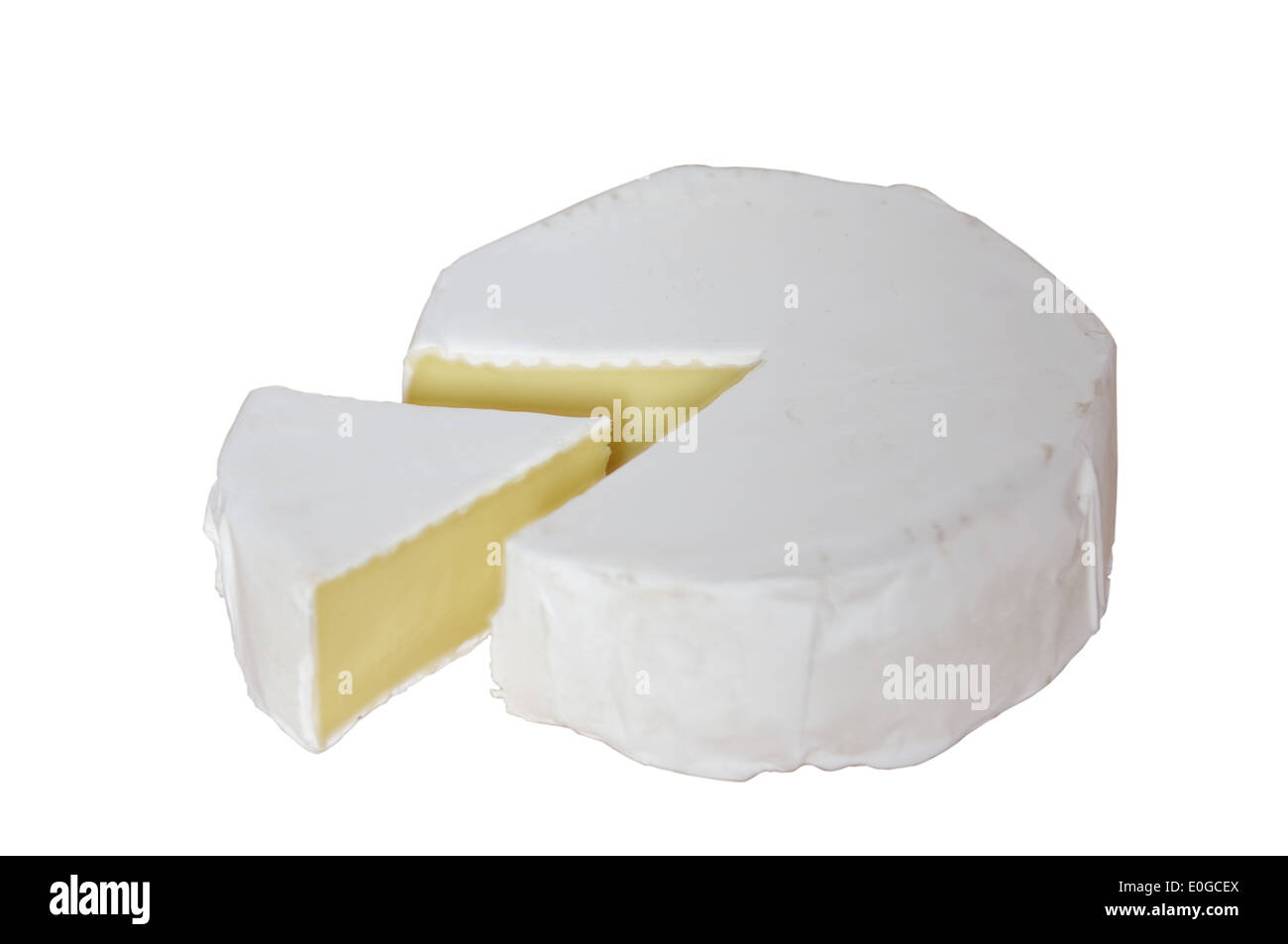 Formaggio Camembert su sfondo bianco Foto Stock