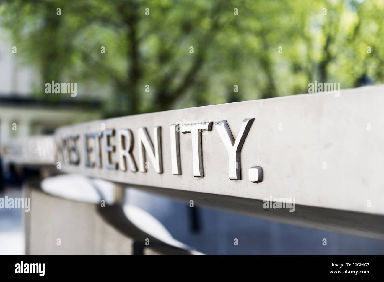 La parola eternità su un segno. Foto Stock