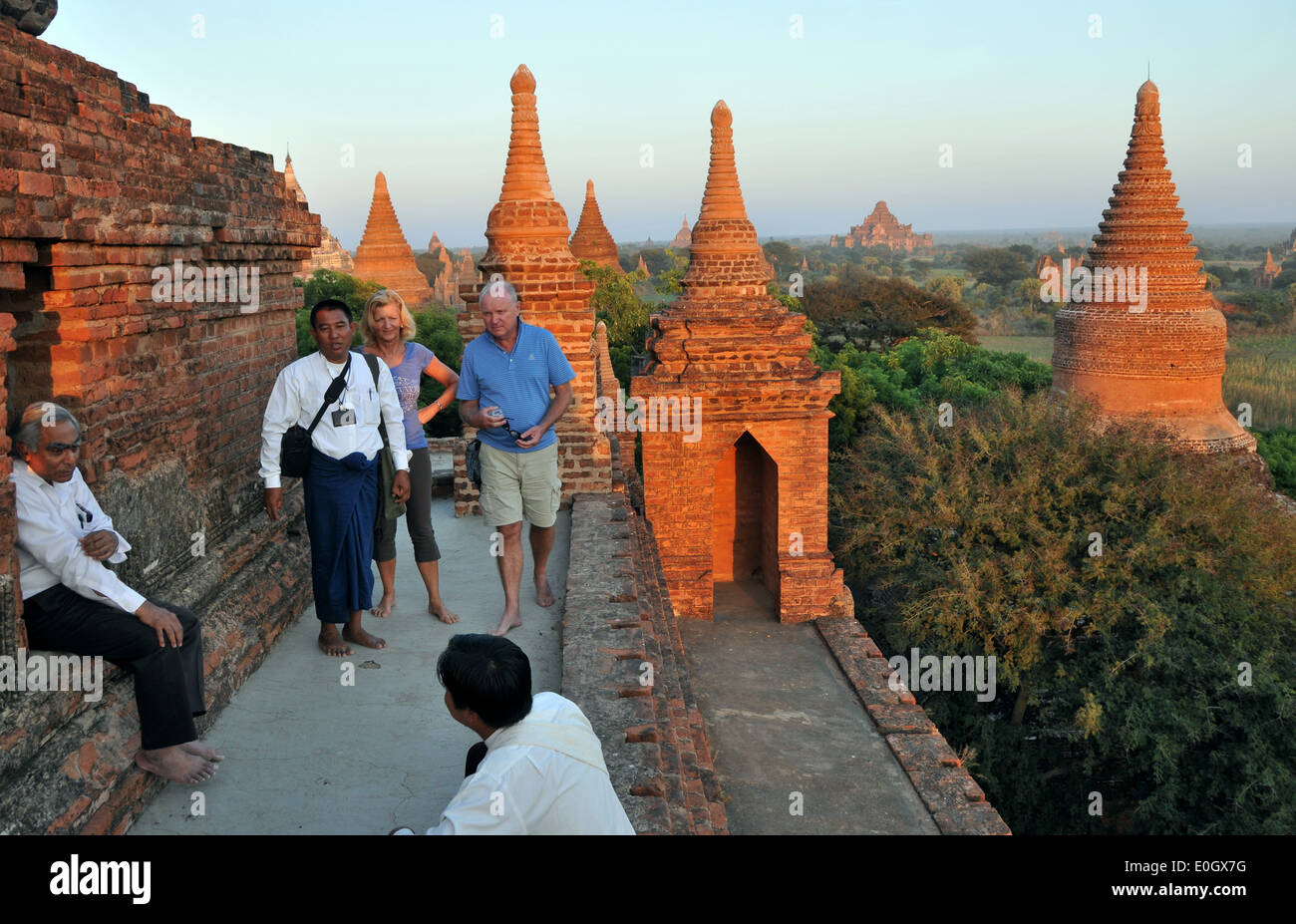 Vista da Shin-bin-tha-Iyaung tempio, Bagan, MYANMAR Birmania, Asia Foto Stock