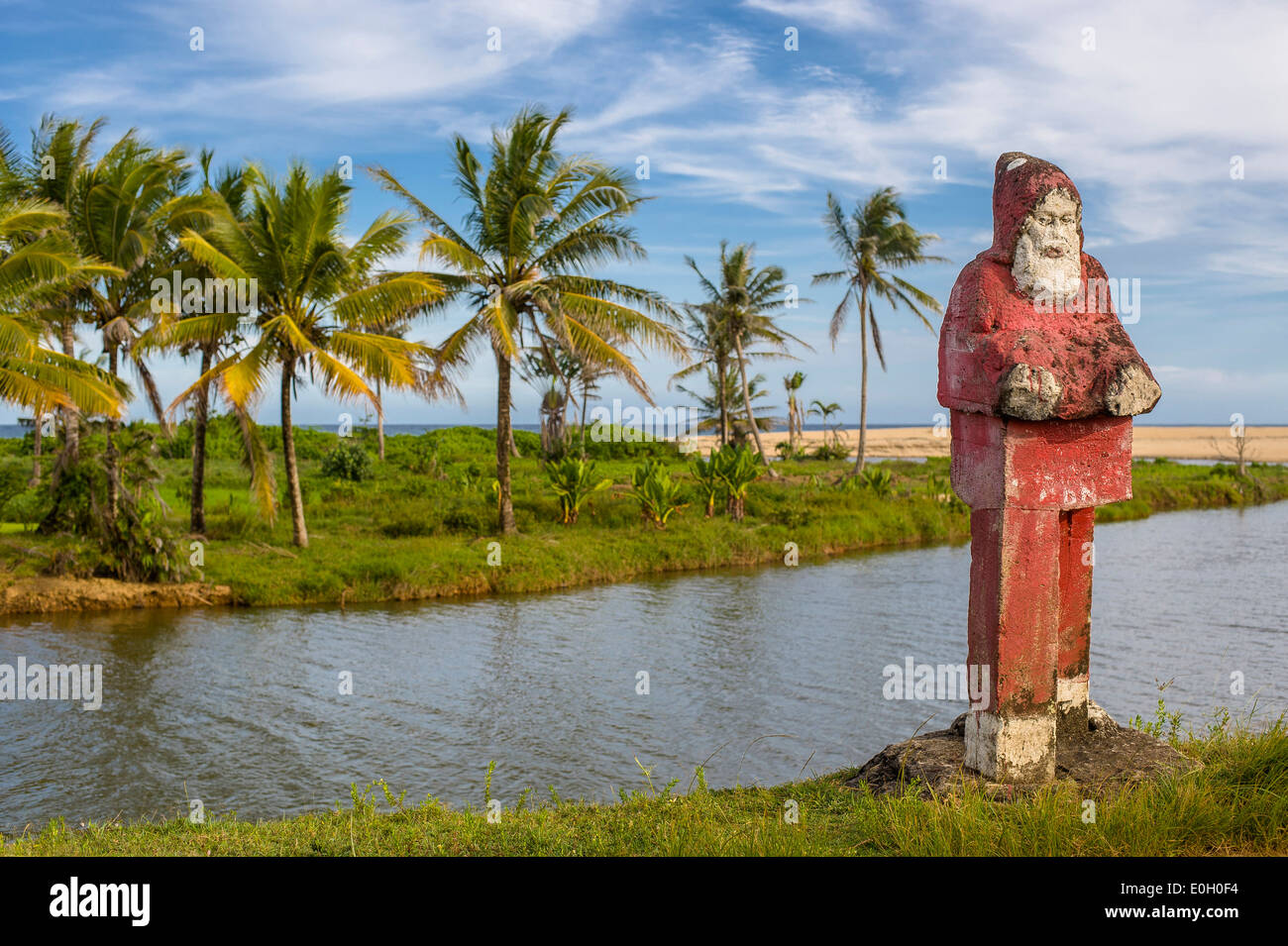 Santa Claus statua su un isola, Madagascar, Africa Foto Stock