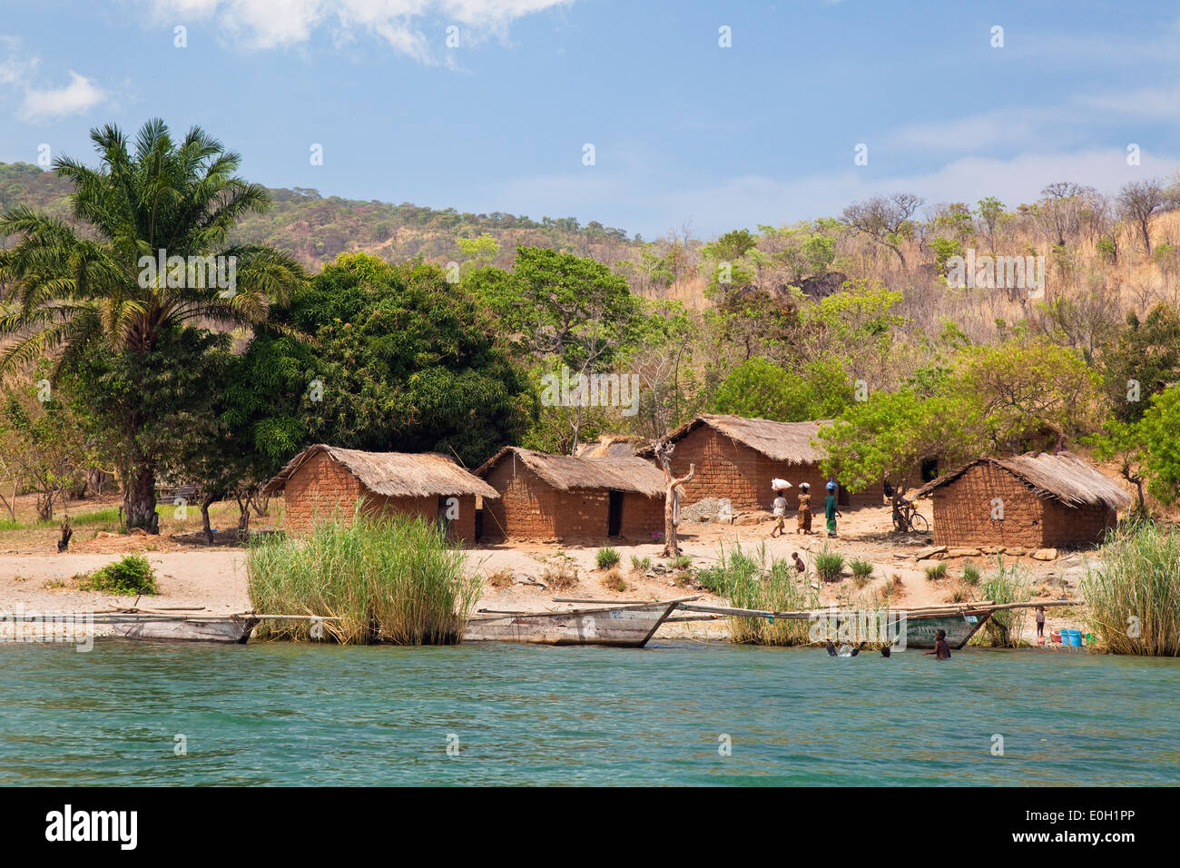Kalolwa, villaggio presso il lago Tanganica, Mahale Mountains National Park, Tanzania, Africa orientale, Africa Foto Stock