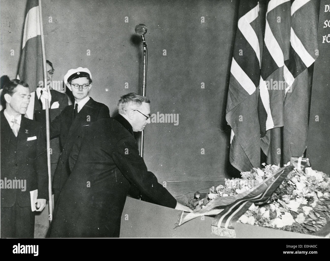 Una foto storica di cerimonie ed eventi commemorativi della seconda guerra mondiale, incentrata sull'esperienza norvegese durante la guerra e il loro ricordo del periodo di occupazione. Foto Stock