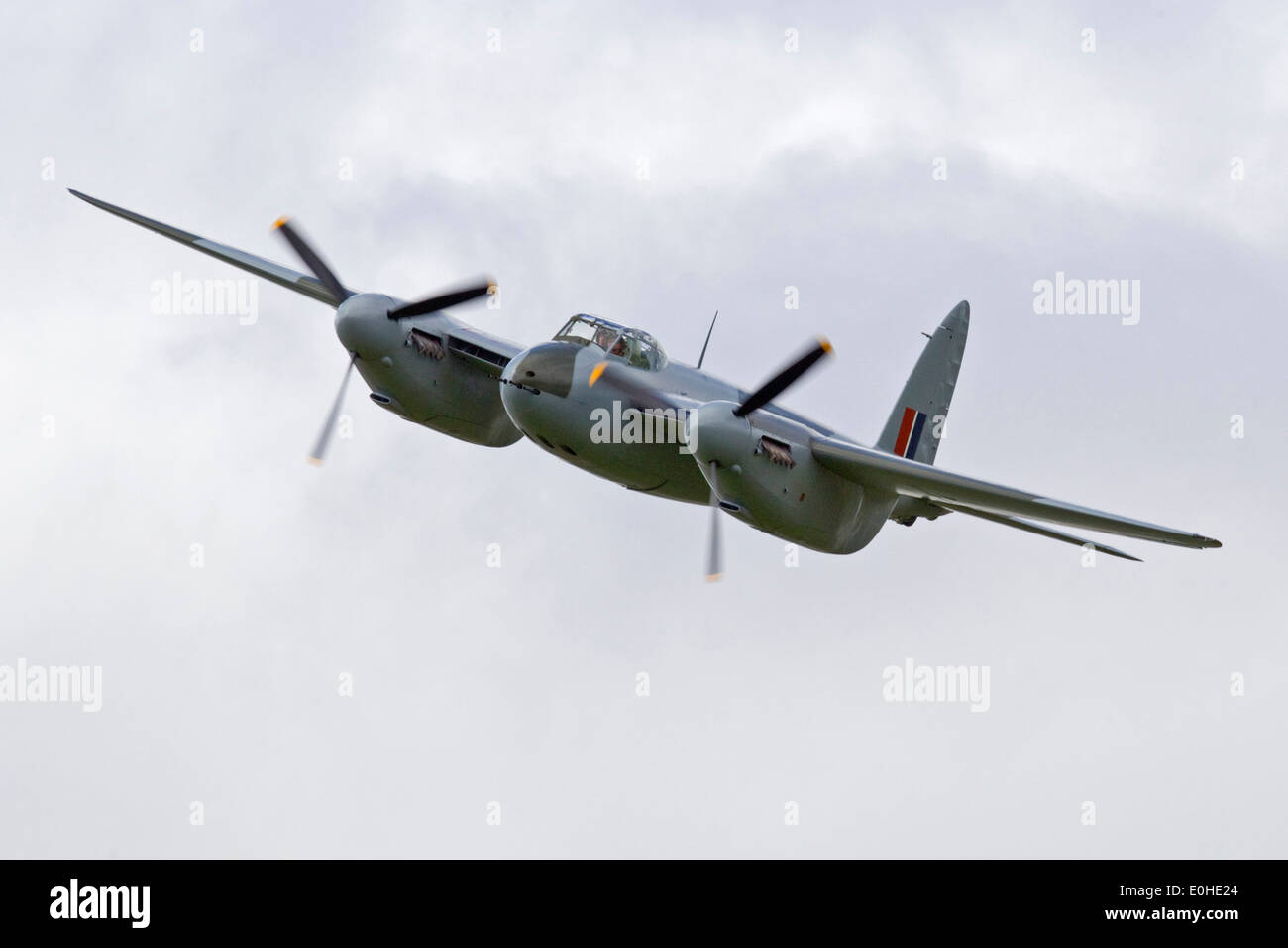 II Guerra Mondiale caccia bombardiere, il solo volare de Havilland Mosquito KA114, costruiti in legno, Foto Stock