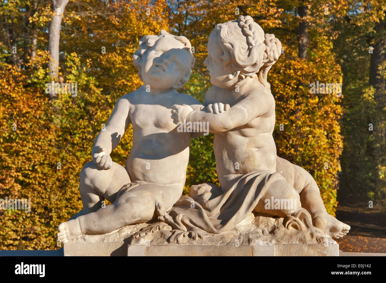 L'indifferenza, allegoriche scultura barocca al giardino superiore a Wilanów Palace a Varsavia, Polonia Foto Stock