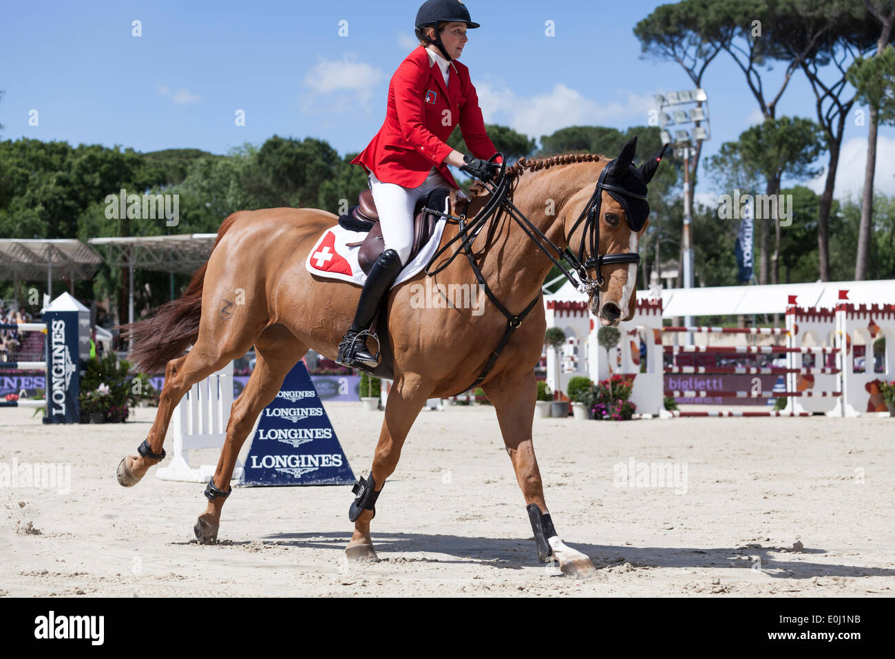 Jane Richard-Phillips de Vuyst della Svizzera in sella Dixon presso la Piazza di Siena Show Jumping a Roma 2013 Foto Stock