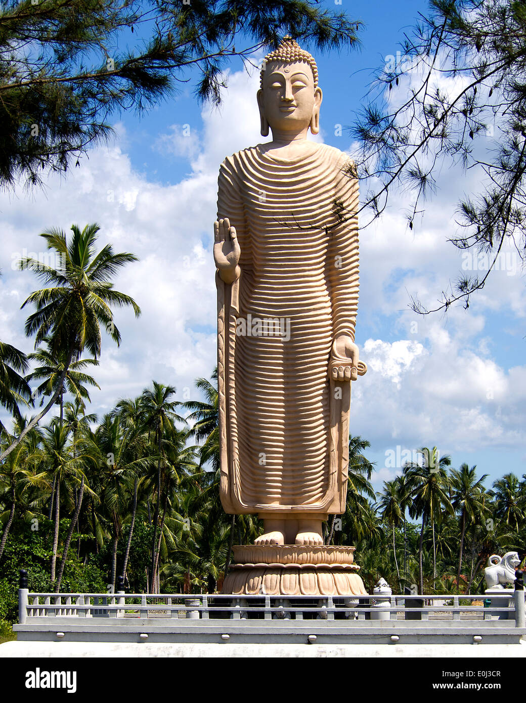 Il Buddha memoriale dell'alluvione dello tsunami in Sri Lanka Foto Stock