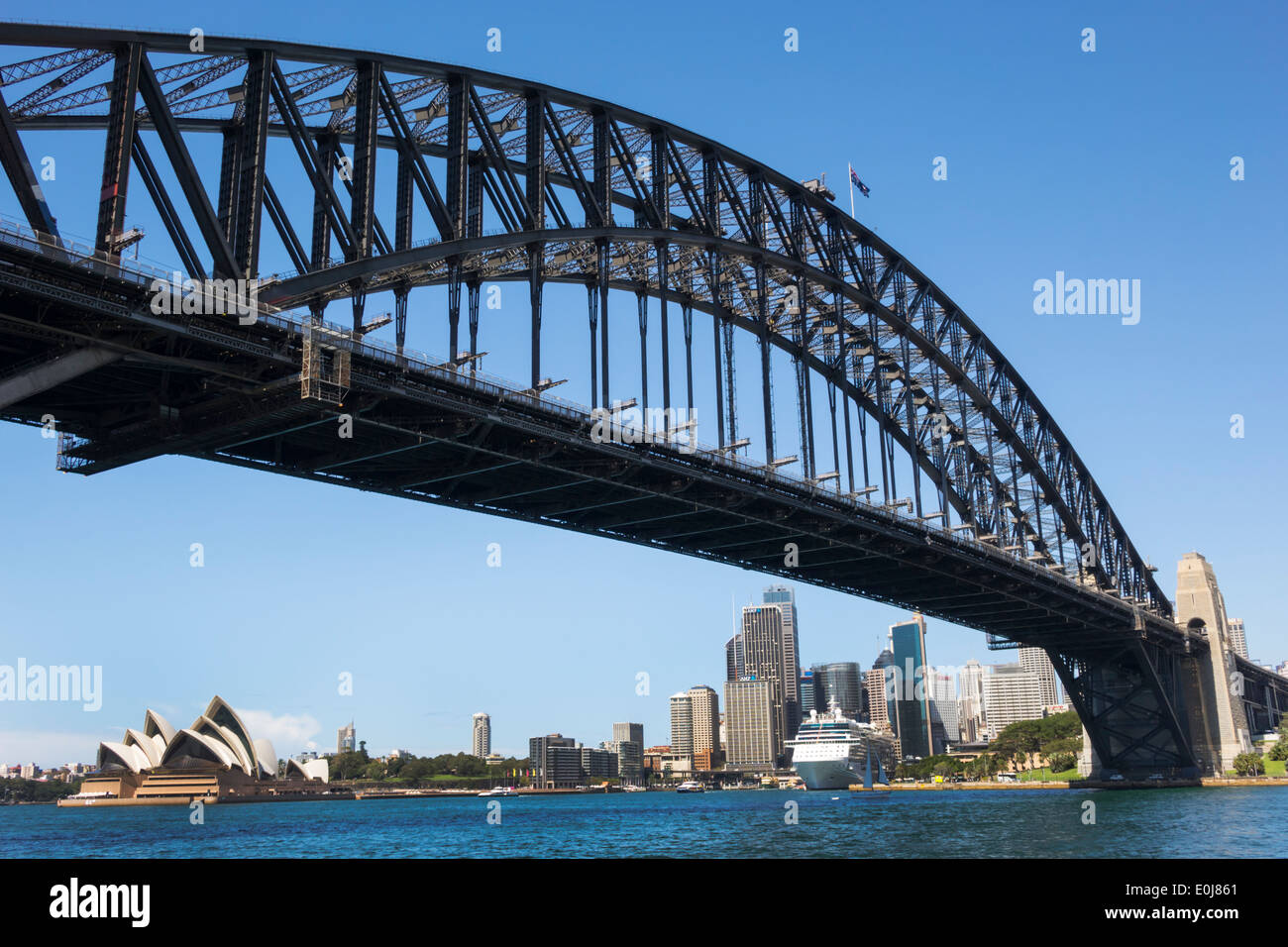 Sydney Australia, Harbour Bridge, porto, skyline della città, edifici, grattacieli, Opera House, AU140310062 Foto Stock