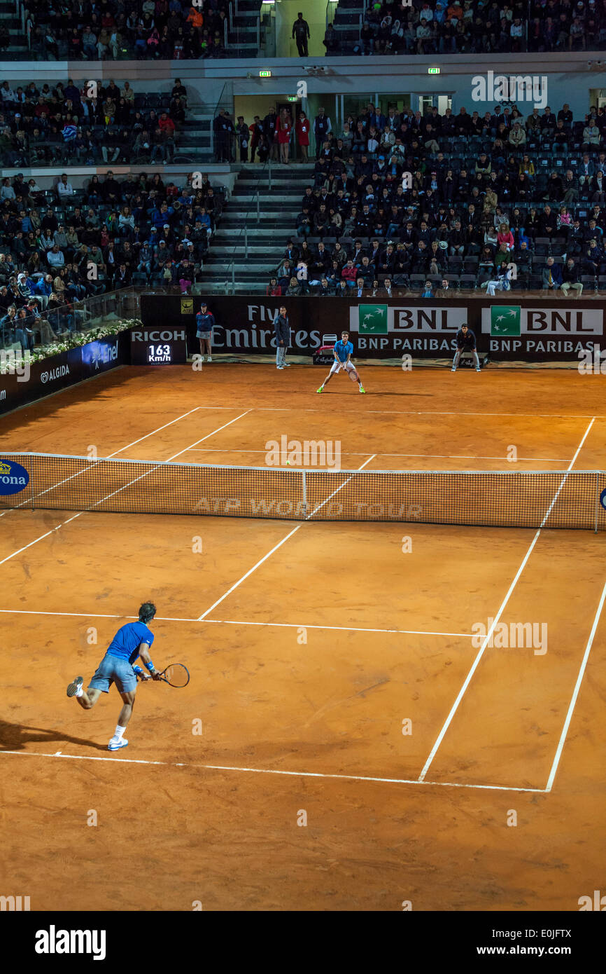 Roma, Italia. 14 Maggio, 2014. Rafael Nadal, Gilles Simon Rafael Nadal vs Gilles Simon , roma, Italia. 5/14/14 Credit: stephen Bisgrove/Alamy Live News Foto Stock