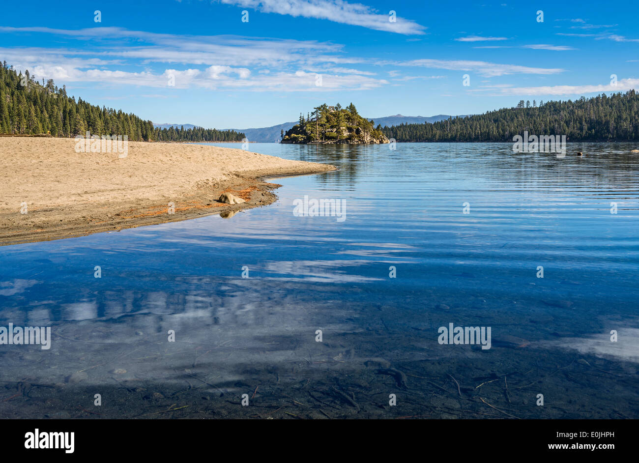 Bellissima vista Fannette isola sul lago Tahoe. Foto Stock