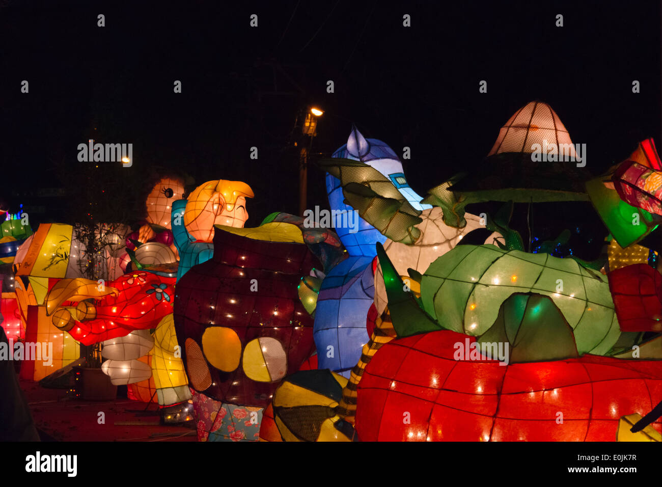 Lanterne colorate a festa delle lanterne, Nantou, Taiwan Foto Stock