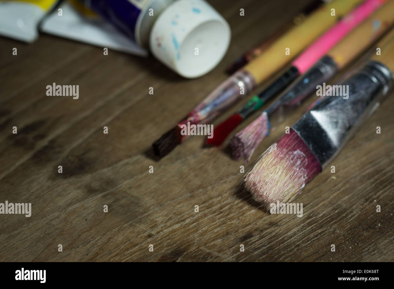 Spazzola di vernice su legno Foto Stock