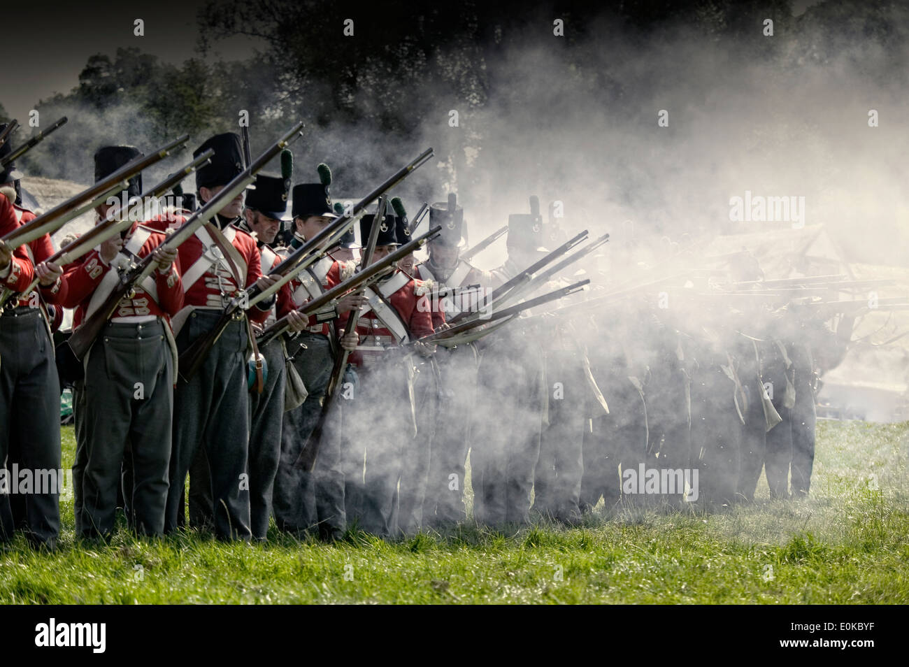 Età napoleonica British uomini di fanteria da guardie Coldstream. Re anactmont Foto Stock