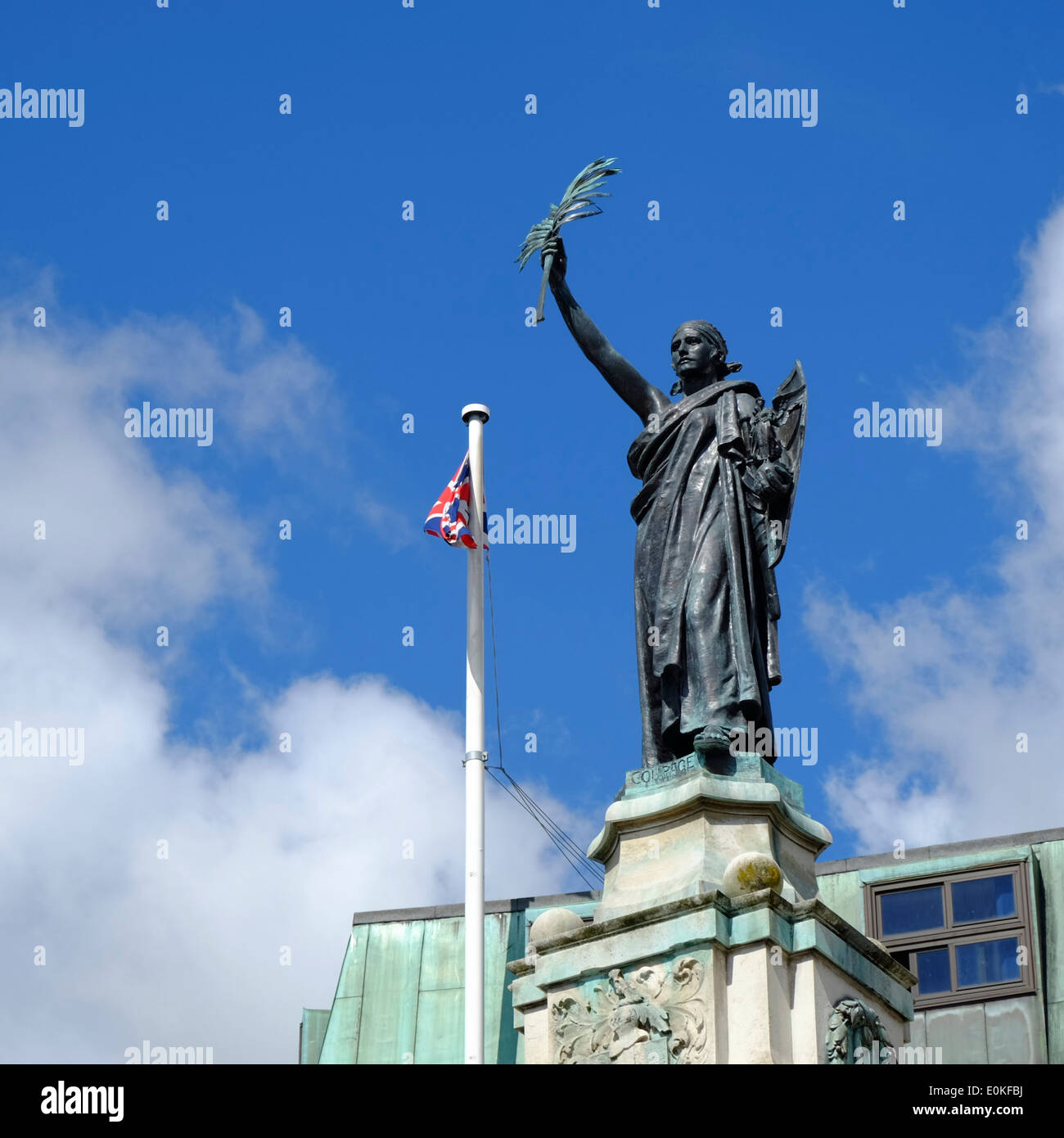 Luton Town Hall statua commemorativa Foto Stock