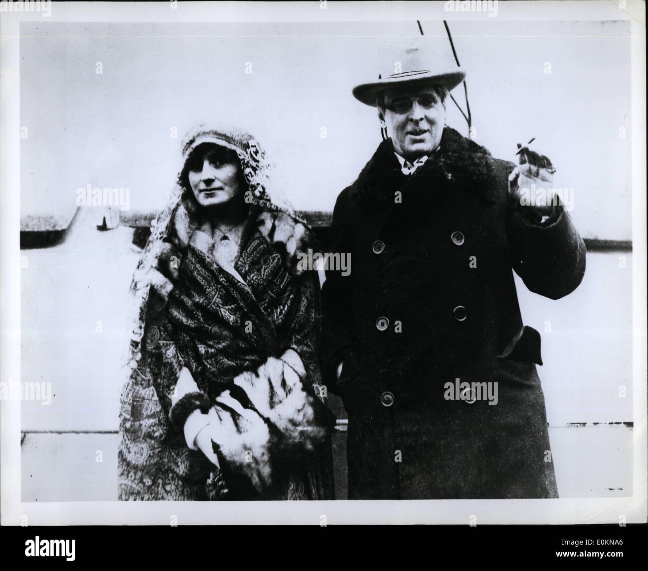 Febbraio 02, 1920 - William Butler Yeats: poeta irlandese e sua moglie in arrivo a New York a bordo del Carmania per tre mesi lecture tour degli Stati Uniti. Foto Stock