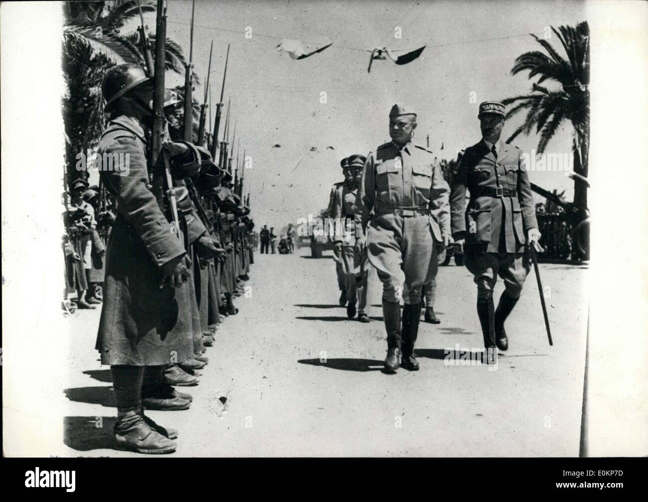 20 maggio 1943 - Questo è durante una parata di vittoria che si è tenuto in Tunisia. Foto Stock