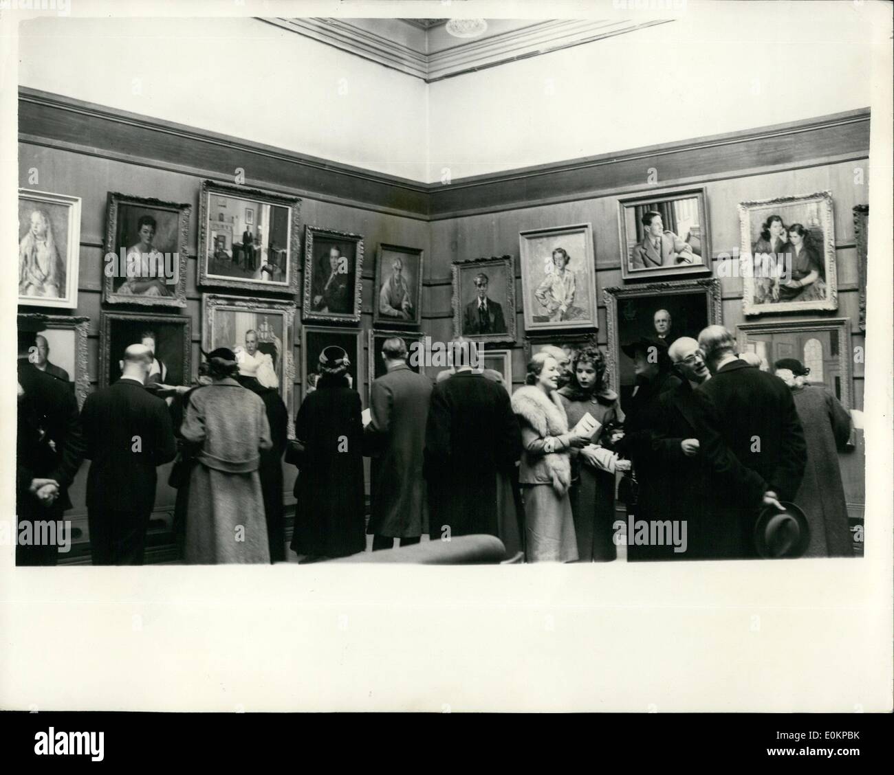Nov. 11, 1935 - Apertura del Royal ritratto la società mostra, vista generale: Foto mostra la vista generale del Regio istituto Foto Stock