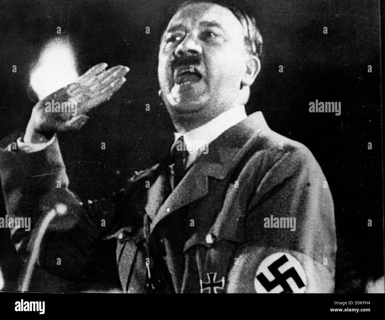 Adolf Hitler a dettare prima del salvataggio del suicidio Foto Stock