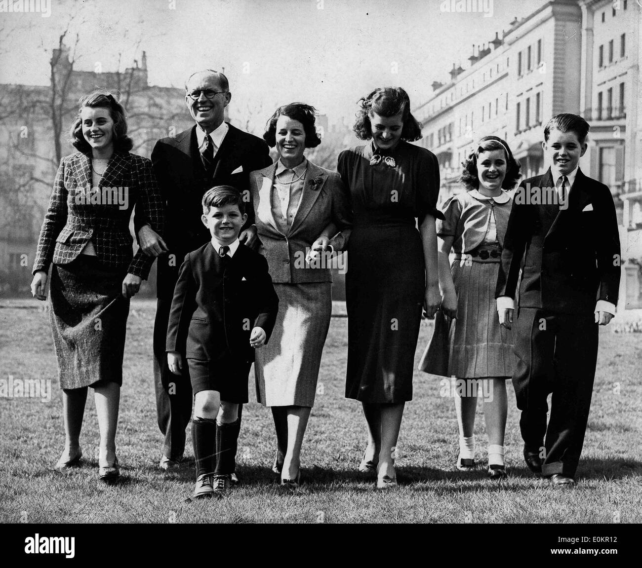 Marzo 16, 1938 - Londra, Inghilterra, Regno Unito - Da sinistra a destra sono Kathleen Kennedy, JOSEPH KENNEDY SR (1888-1969), Rosa Foto Stock