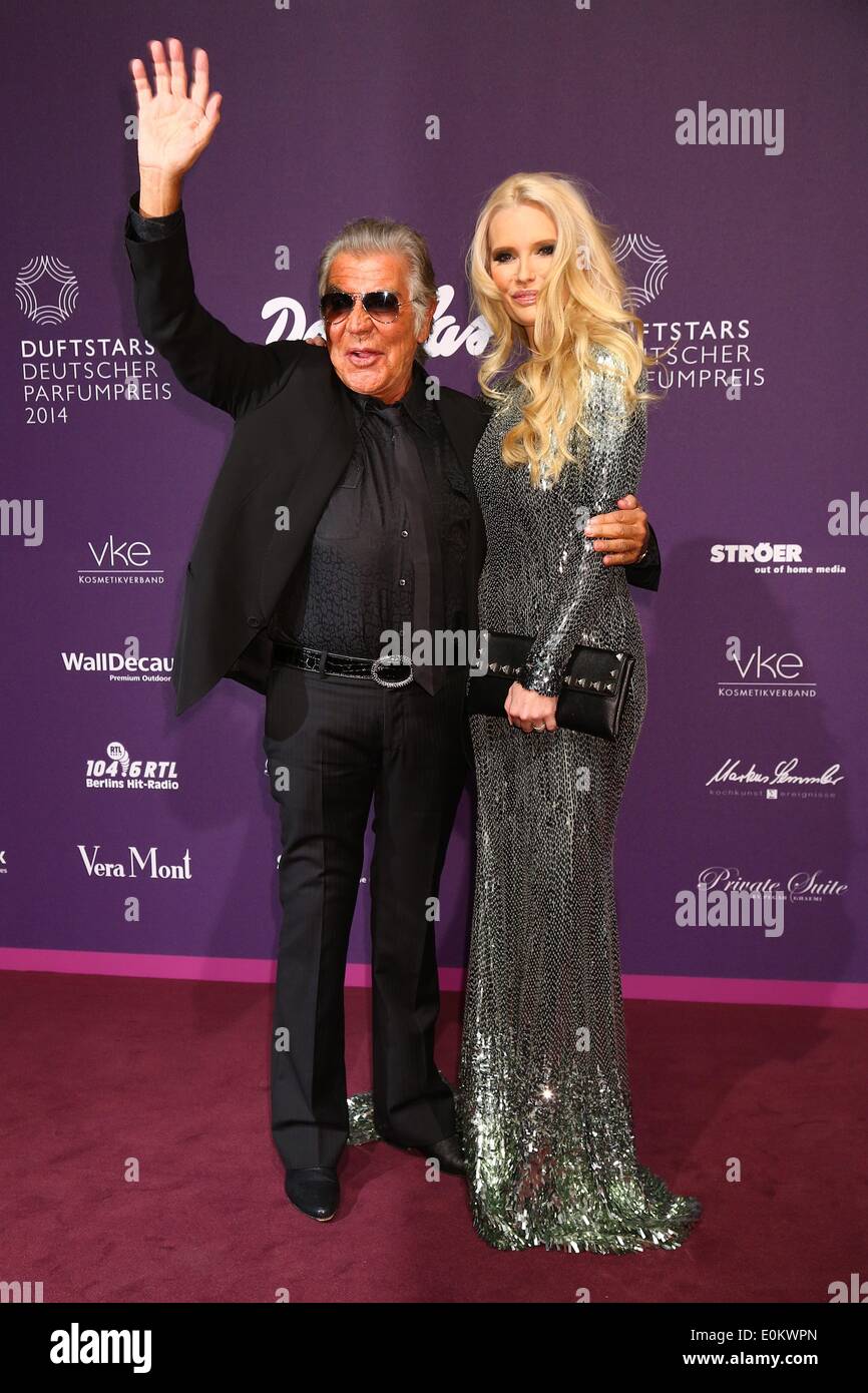 Berlino, Germania. 15 Maggio, 2014. Stilista di moda Roberto Cavalli e Mirja Du Mont frequentare la fragranza Tedesco Awards 2014 a Berlino, Germania. Il 15 maggio 2014./picture alliance Credit: dpa picture alliance/Alamy Live News Foto Stock