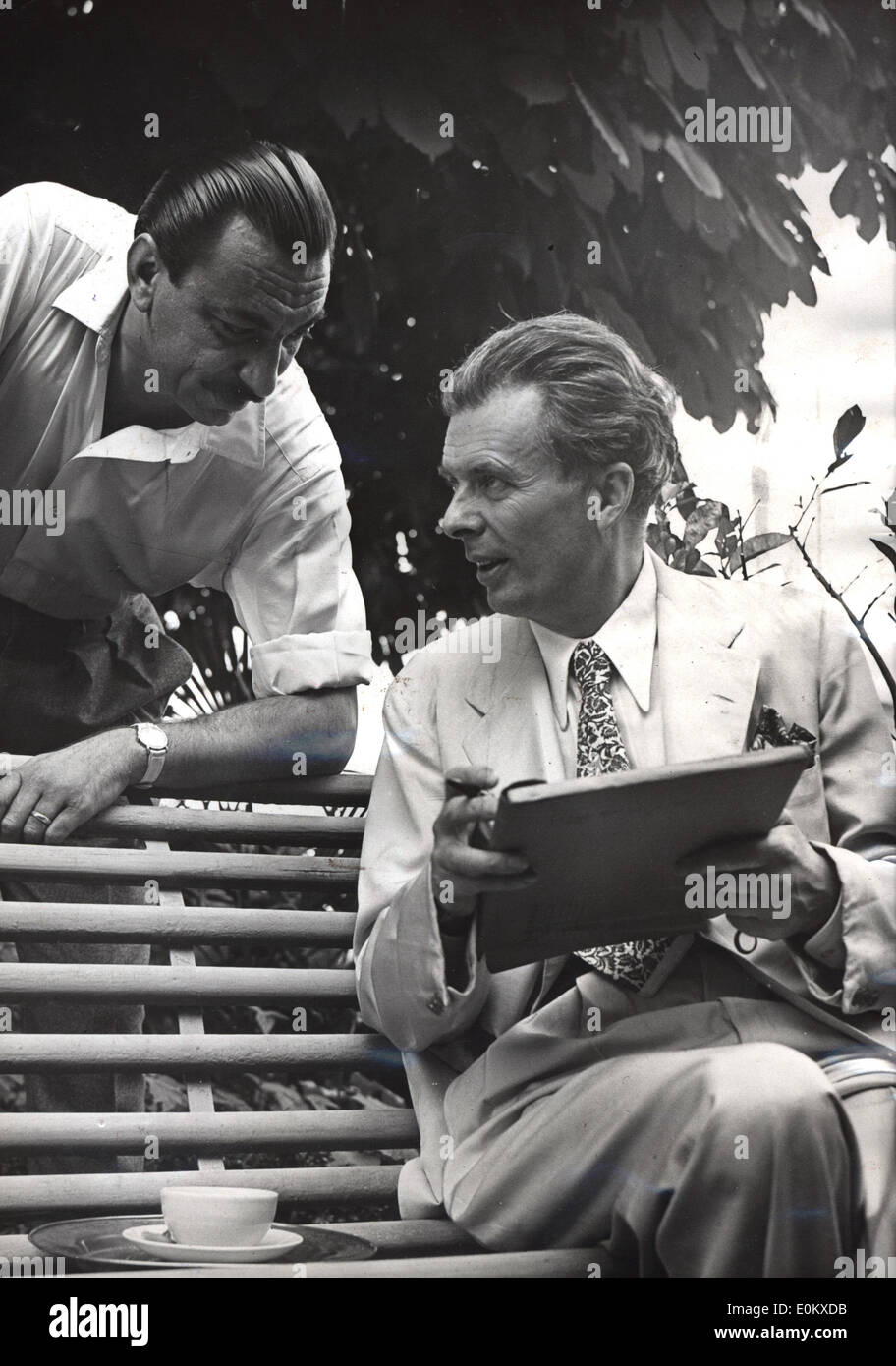 Autore americano Aldous Huxley incontro con editore Arnoldo Mondadori Foto Stock