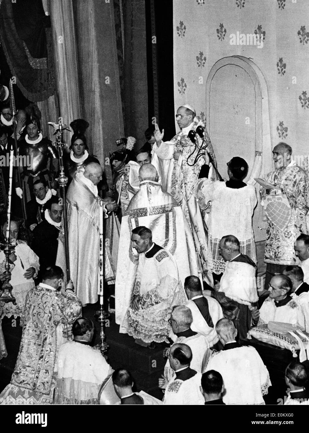 Papa Pio XII a porta santa cerimonia di chiusura Foto Stock