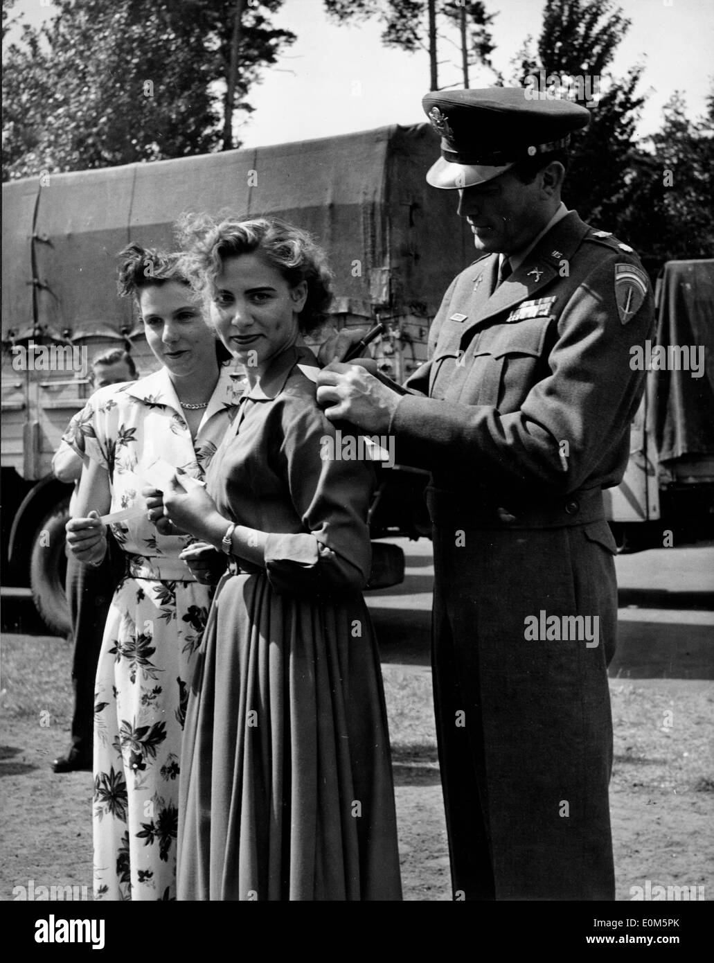 Attore Gregory Peck sul set di "una notte' Foto Stock