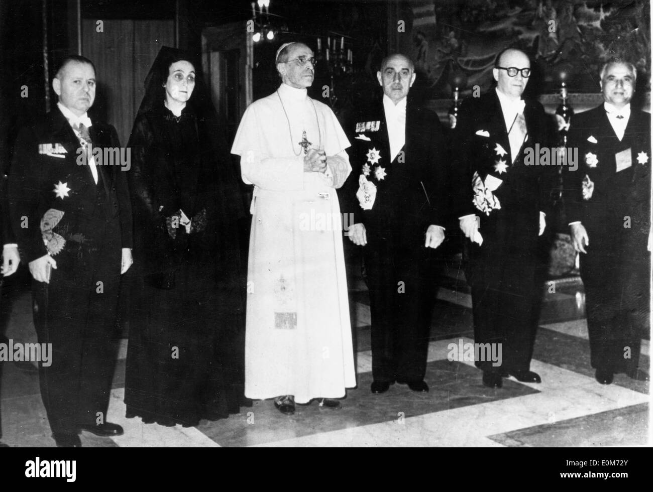 Papa Pio XII riceve il maresciallo Alexander Papagos Foto Stock